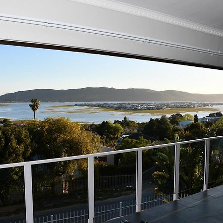 Friendz Guesthouse Knysna Exterior photo
