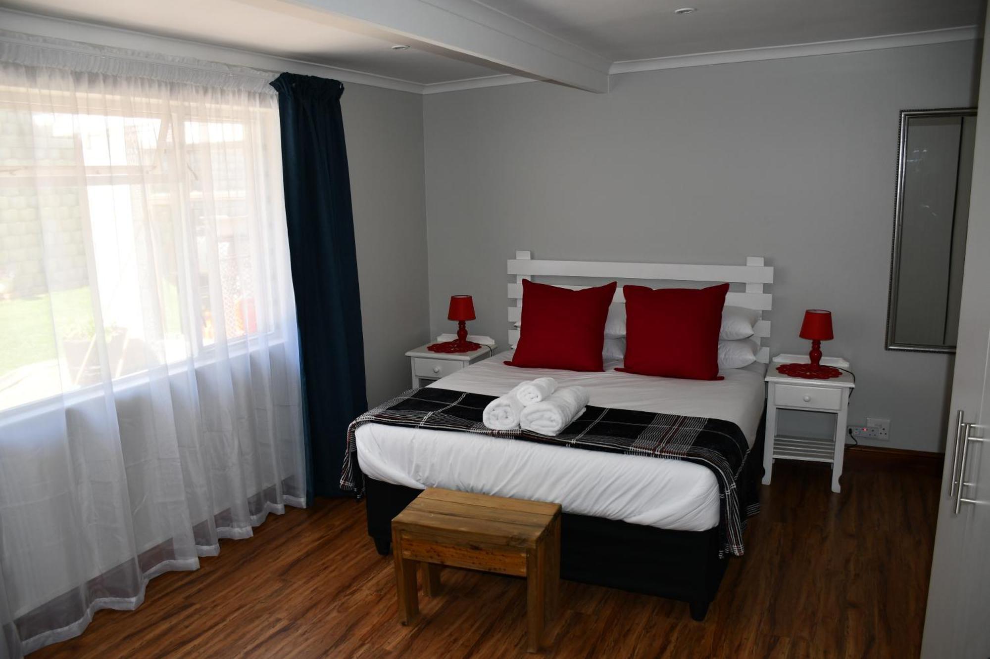 Friendz Guesthouse Knysna Room photo